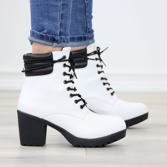 Lace-Up Lug Chunky Block High Heel Ankle Boots White Faux Leather - Picture 6 of 12